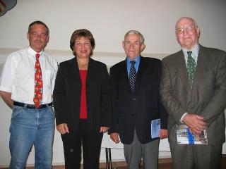von links: Rainer H�bl, Maria Pfordt, Dr. Braschoss, Heinrich Hensen